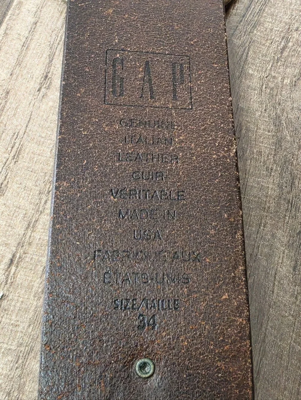 Vintage GAP Made in USA Genuine Italian Leather Western Boho Medallion Belt 34